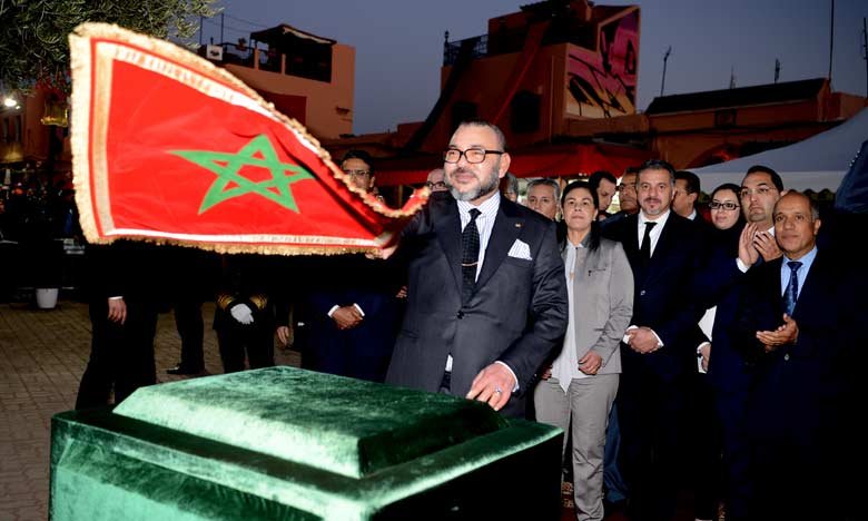 لوموند والمغرب: وهم غروب الملكية