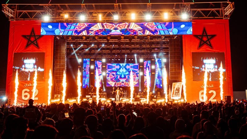 الدورة 21 لمهرجان الشواطئ اتصالات المغرب: سهرات استثنائية بمناسبة عيد الشباب وثورة الملك والشعب